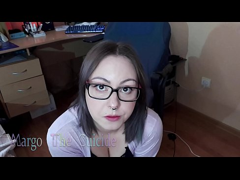 ❤️ Нүдний шилтэй тачаангуй охин камер дээр Шодойг гүн хөхөж байна ☑  Секс манайд
